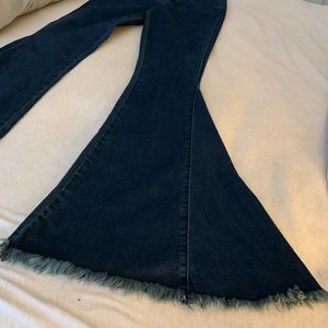 show me your mumu - berkeley zip up bells